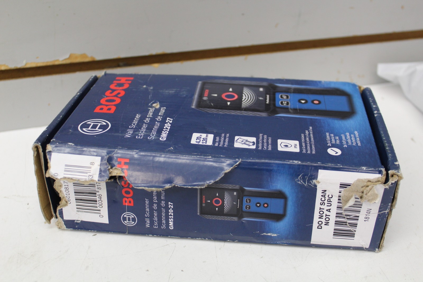DAMAGED BOX Bosch 4-in Scan Depth Electric/Metal/Wood Finder GMS120-27