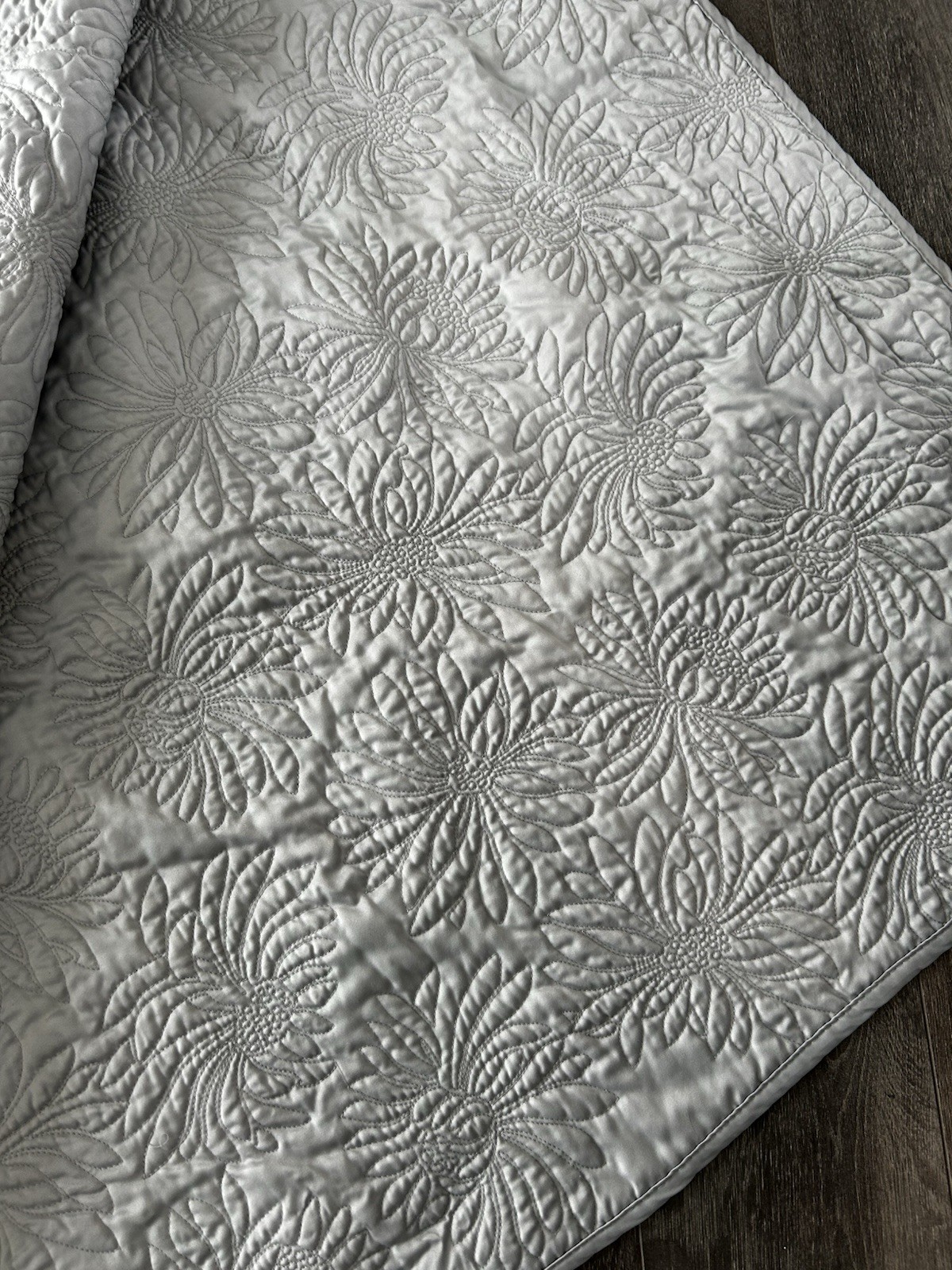 Martha Stewart Full Queen Quilted Bedspread Coverlet Steel Gray Floral w/Sham