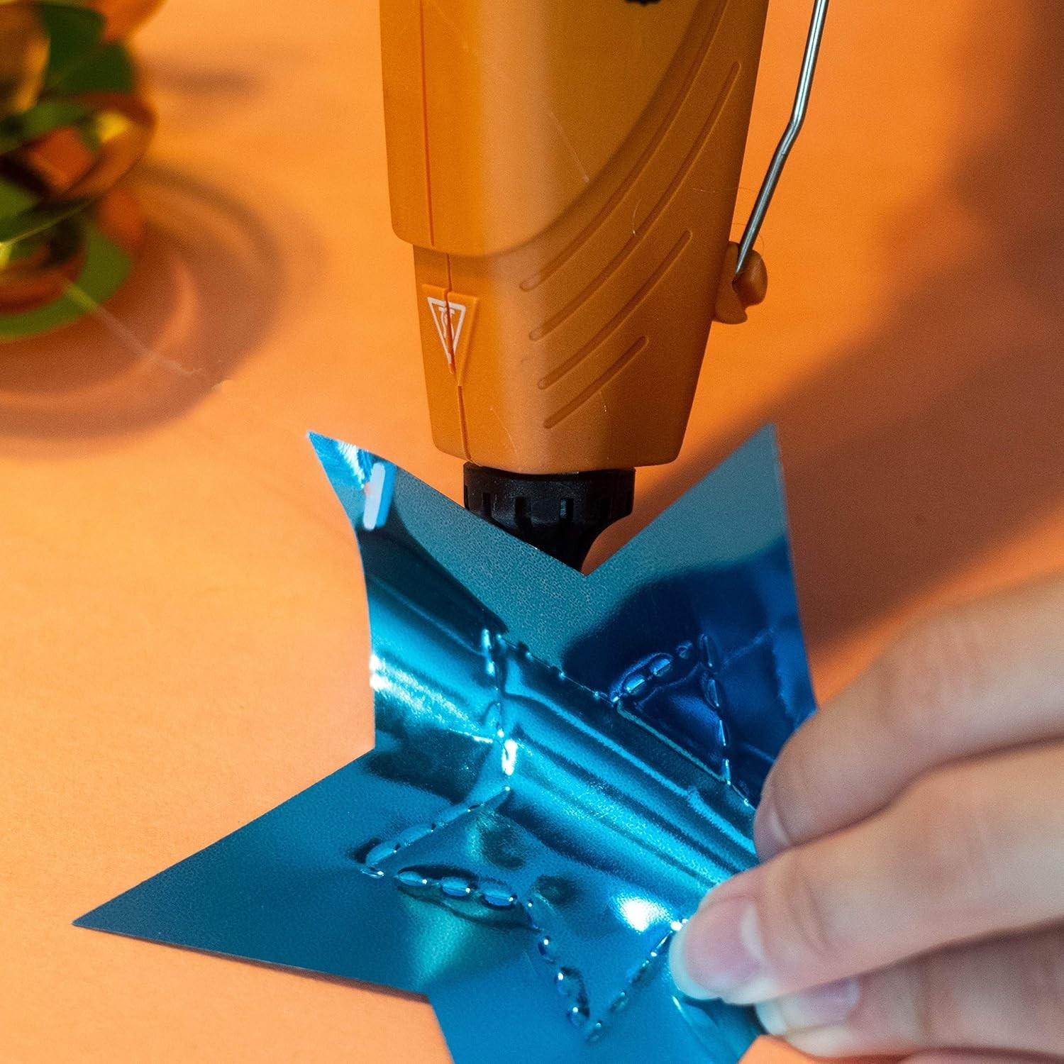 Gorilla Hot Glue Sticks, Clear Glue, Full Size 8" Long x 0.43" Diameter,20 Count