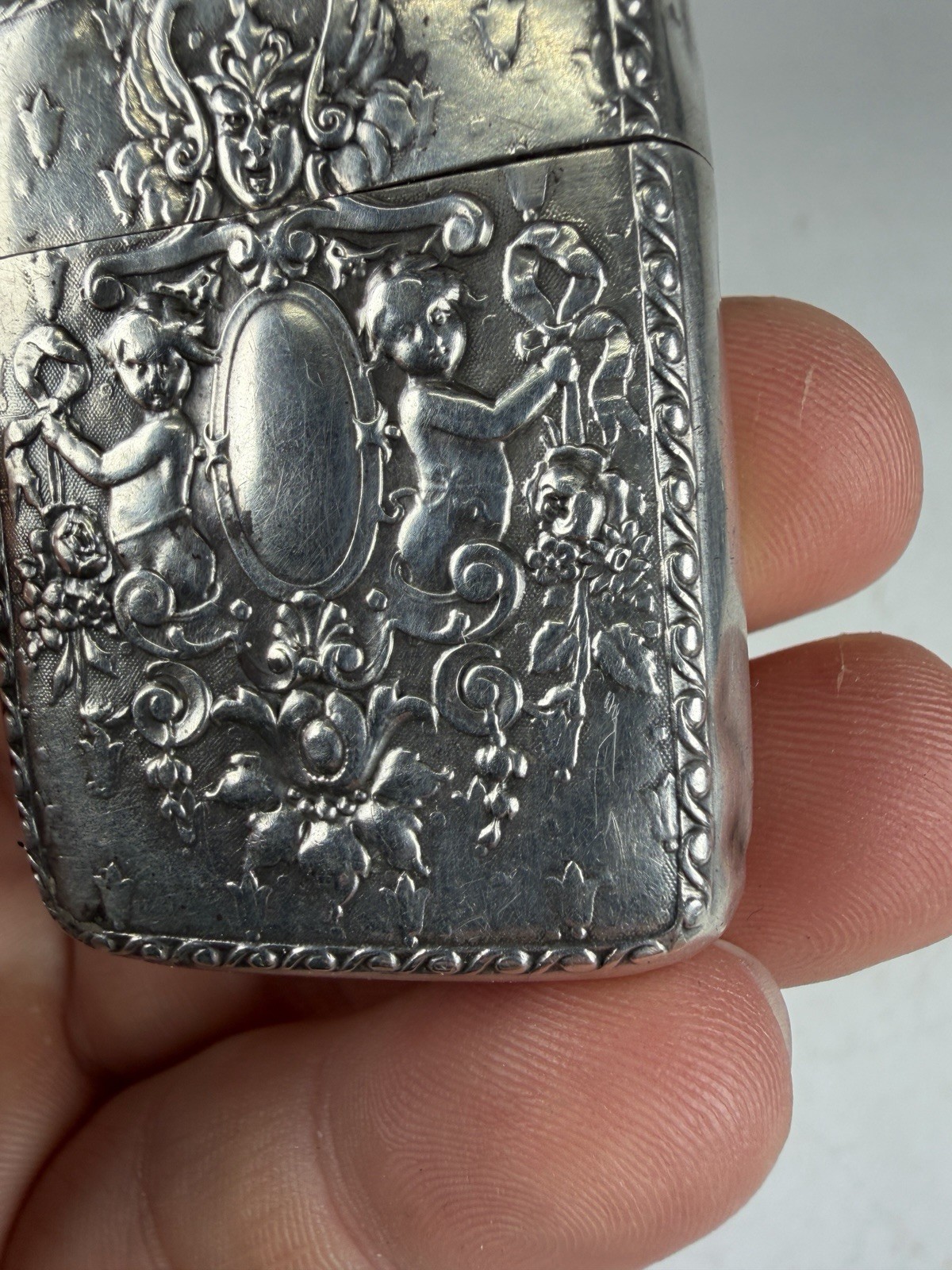 Antique Victorian Sterling Silver Repoussé Match Safe Vesta Case Late 1800s