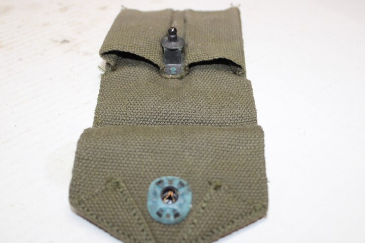 US Military Issue Vietnam Era 1911 Canvas Magazine Pouch NOS
