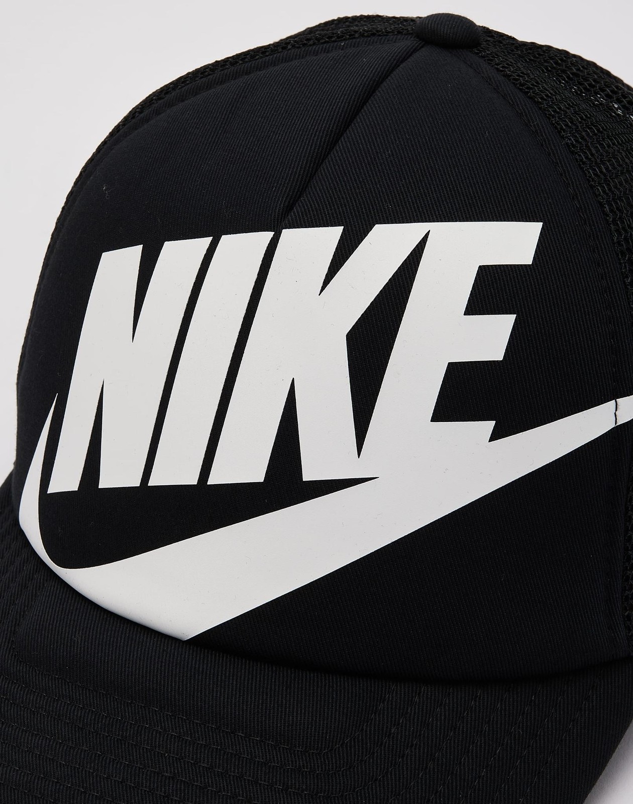 [HV8699-010] UNISEX NIKE RISE CAP OVERSIZED FUTURA TRUCKER