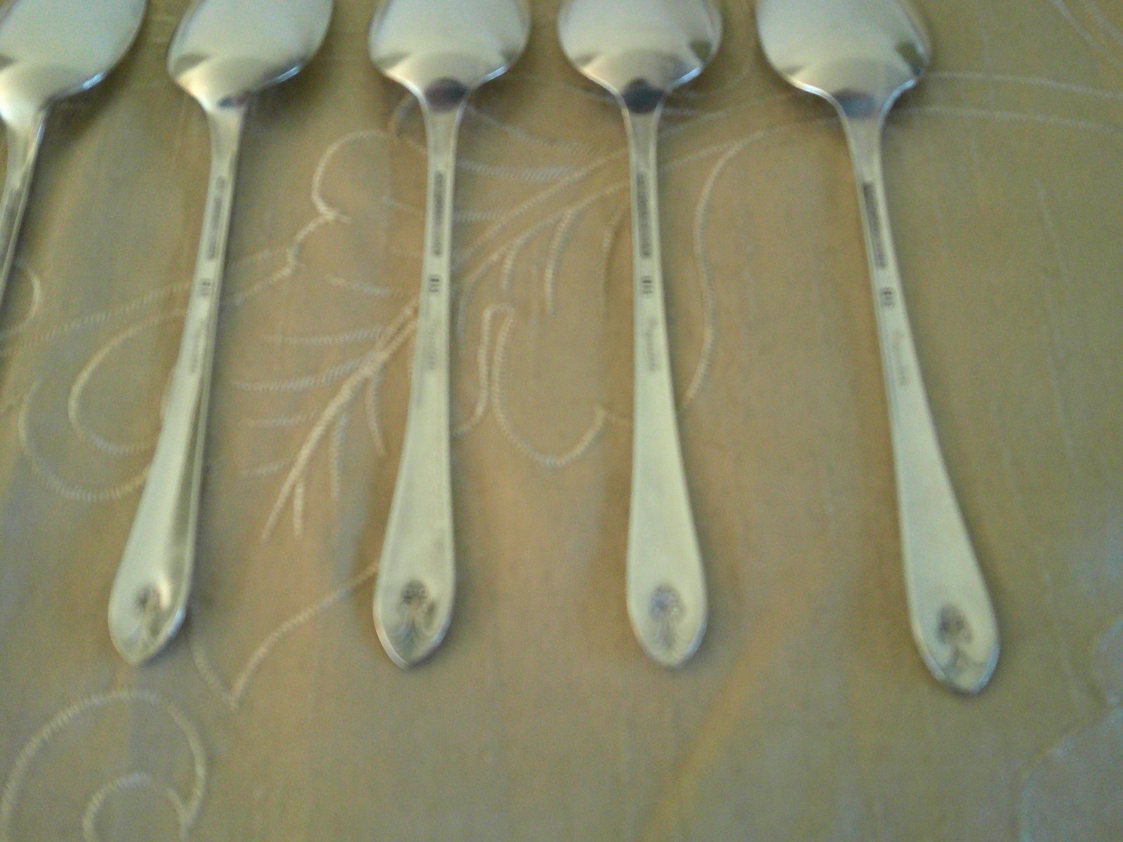 Exquisite Wm Rogers & Son Eight Five O'Clock Spoons IS Silverplate 1940