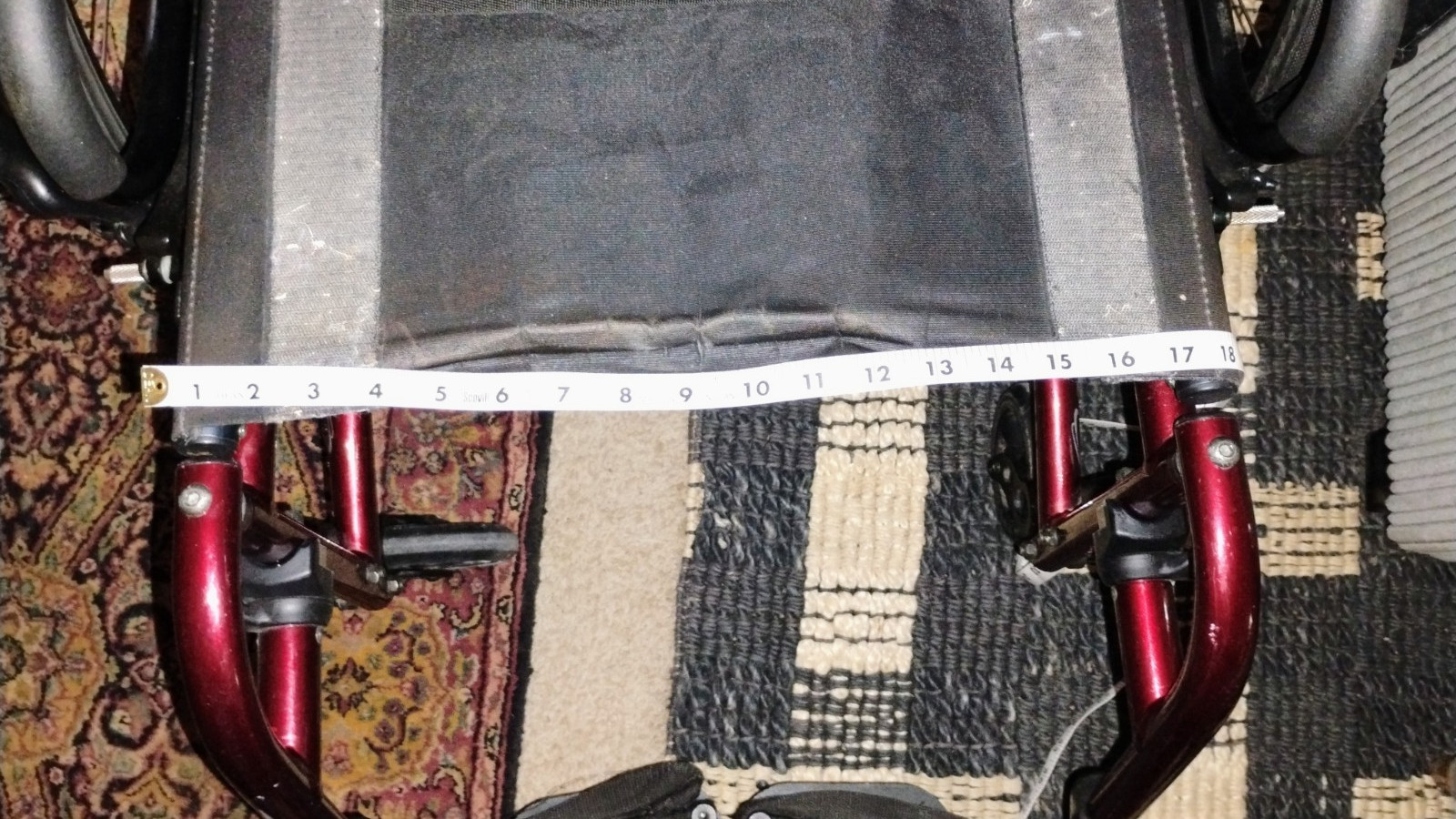 Quickie 2 Lite Folding wheelchair 18"x 18"