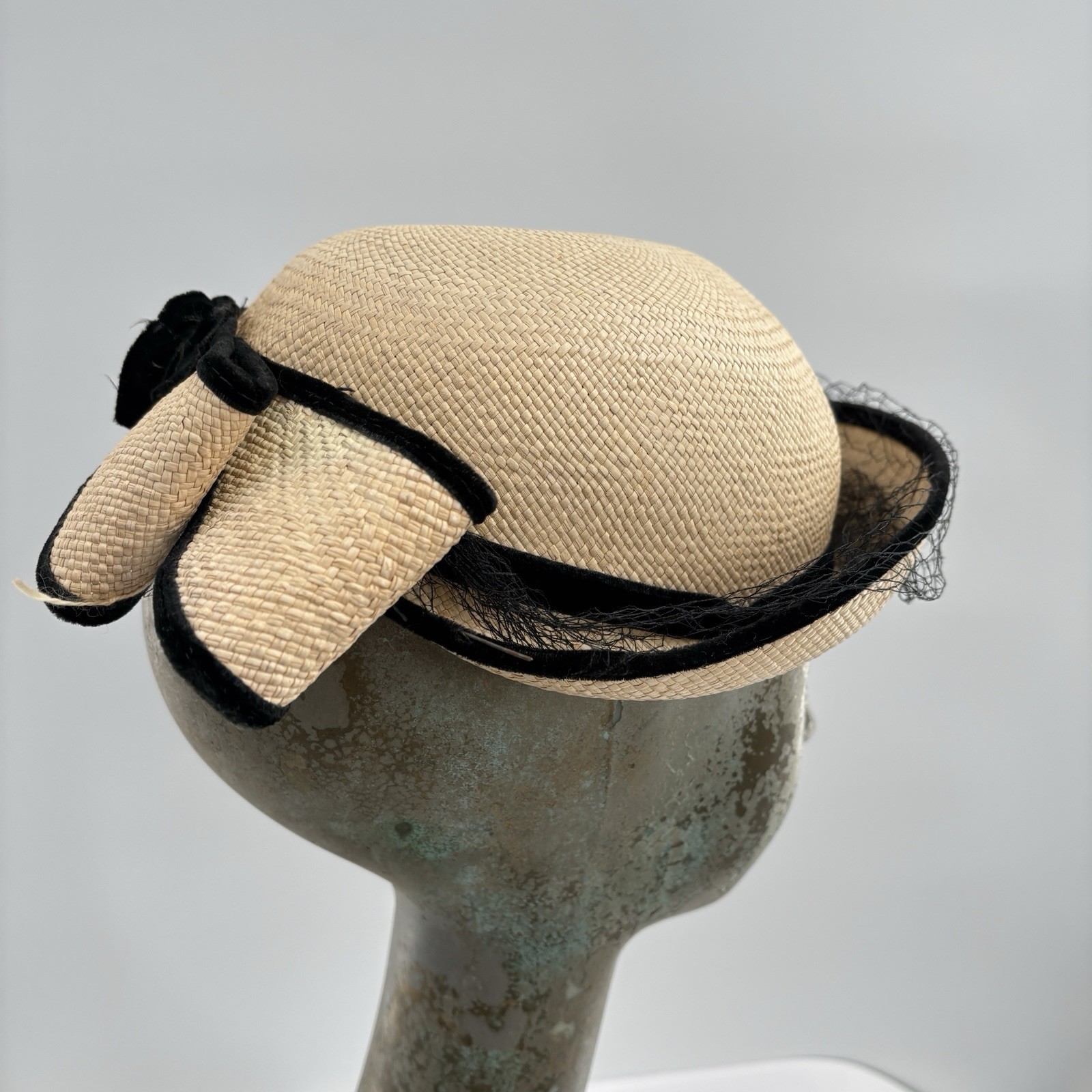 Vtg 60s Genuine Panama Straw Tilt Hat Black Velvet Trim Veil