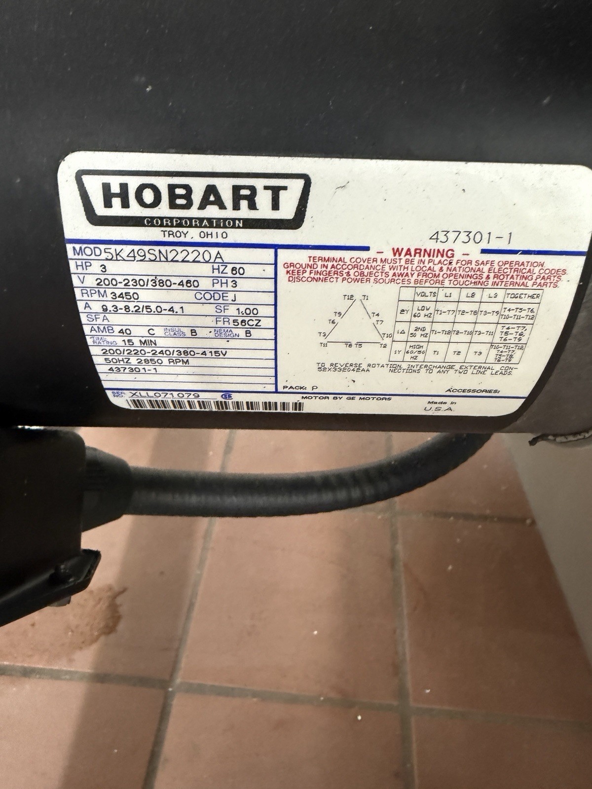 HOBART Commercial Vertical Meat / Bone Saw - 3 HP - 3PH - Model # 5801