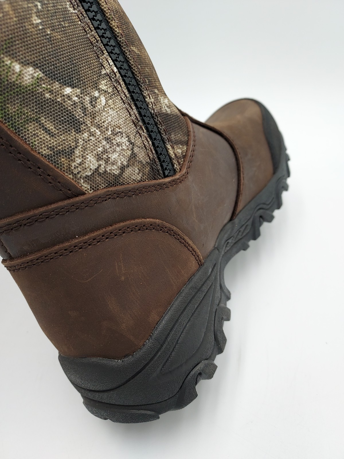 Magellan Outdoors Womens Sz 6B Snake Shield Armor 3.0 Realtree Edge APX (K4-D4)