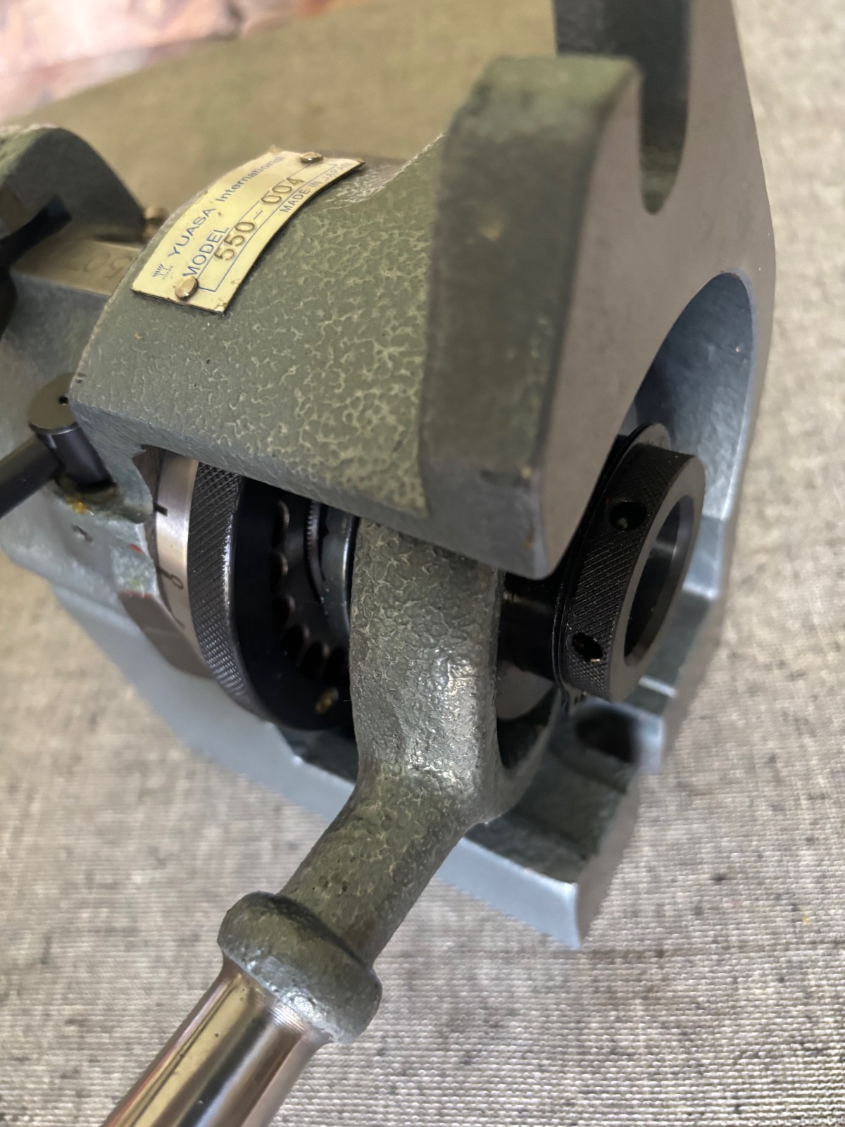 YUASA 550-004 HORIZONTAL/ VERTICAL 5C INDEXING FIXTURE 24 POSITION INDEX NICE!