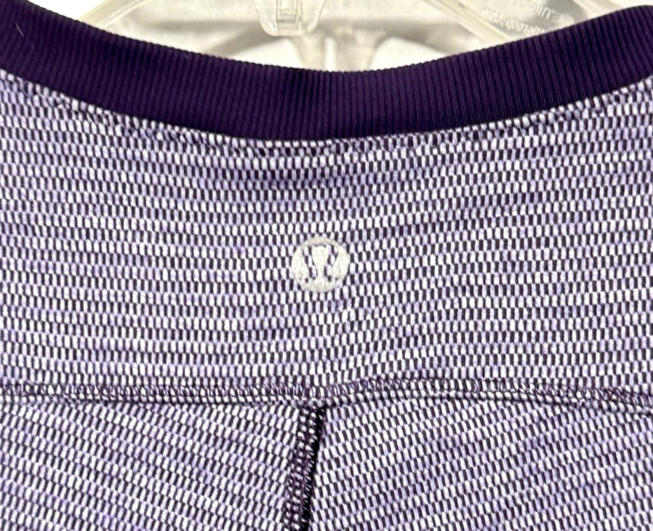 Lululemon Performance Base Layer Running Top Shirt Striped Size M/L Purple