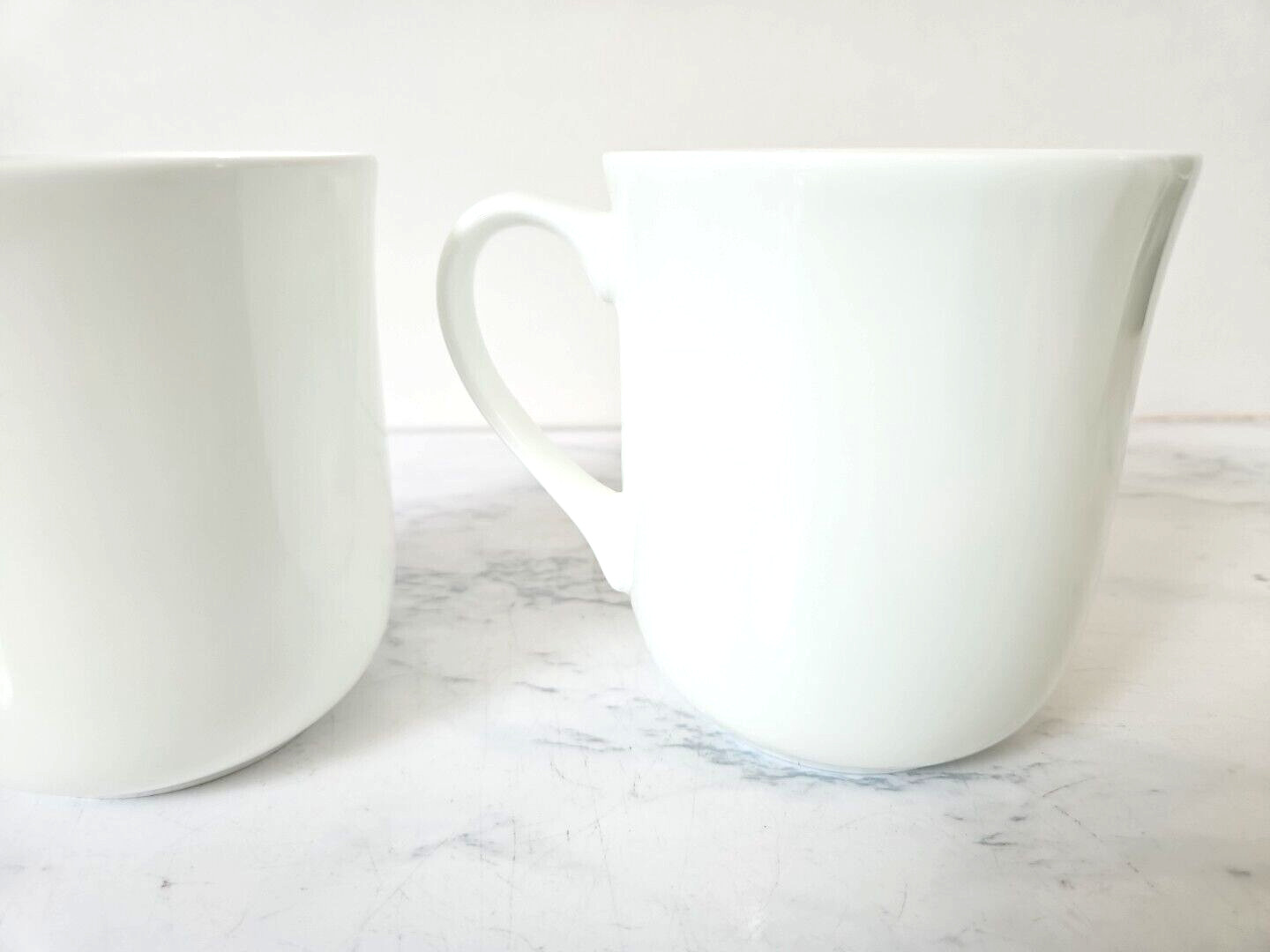 2 WEDGWOOD Gourmet Coffee Mugs Cups Bone China Professional China Home Gourmet