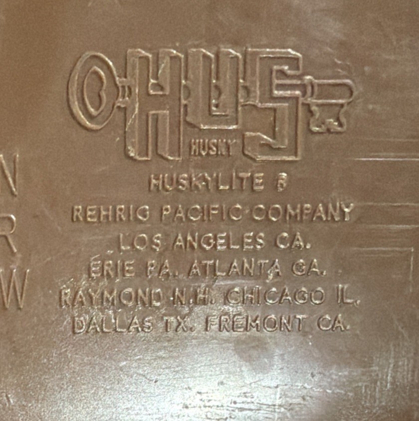 Borden Elsie Cow Logo Dairy Brown Plastic Milk Crate