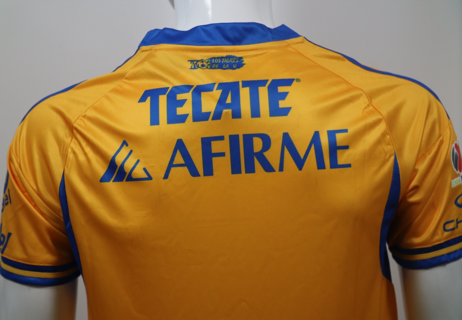 TIGRES UANL / LOCAL 25/26 (Talla Reducida) slim fit (LEER DESCRICION)