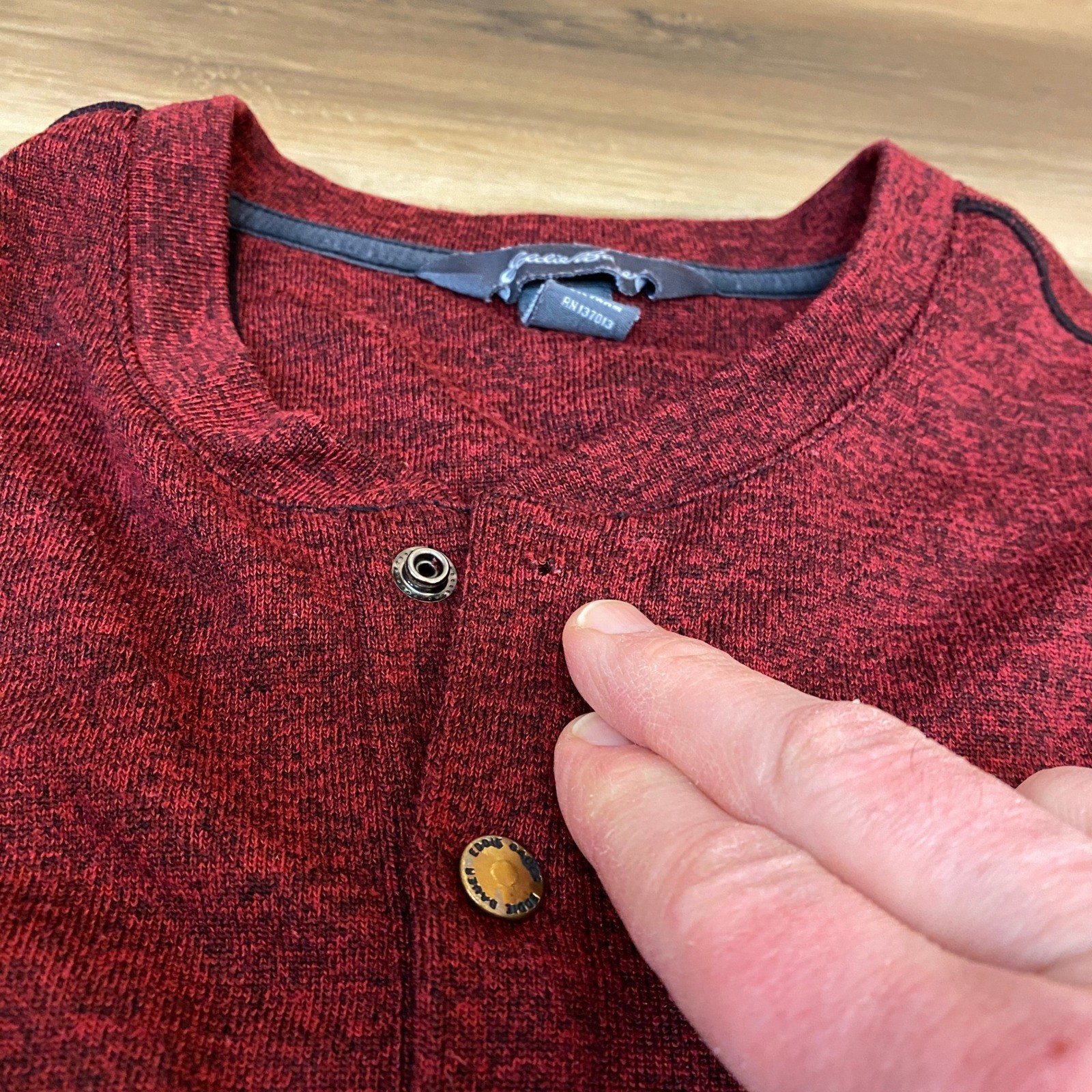 Eddie Bauer Henley Shirt Mens Medium Red Heathered Long Sleeve Performance