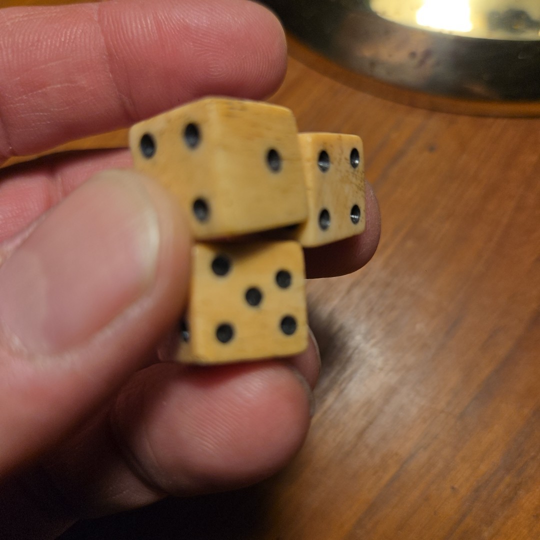 1765 Stamp Act taxed cattle bovine dice with black pips 3 Dice Vintage Hand Cut