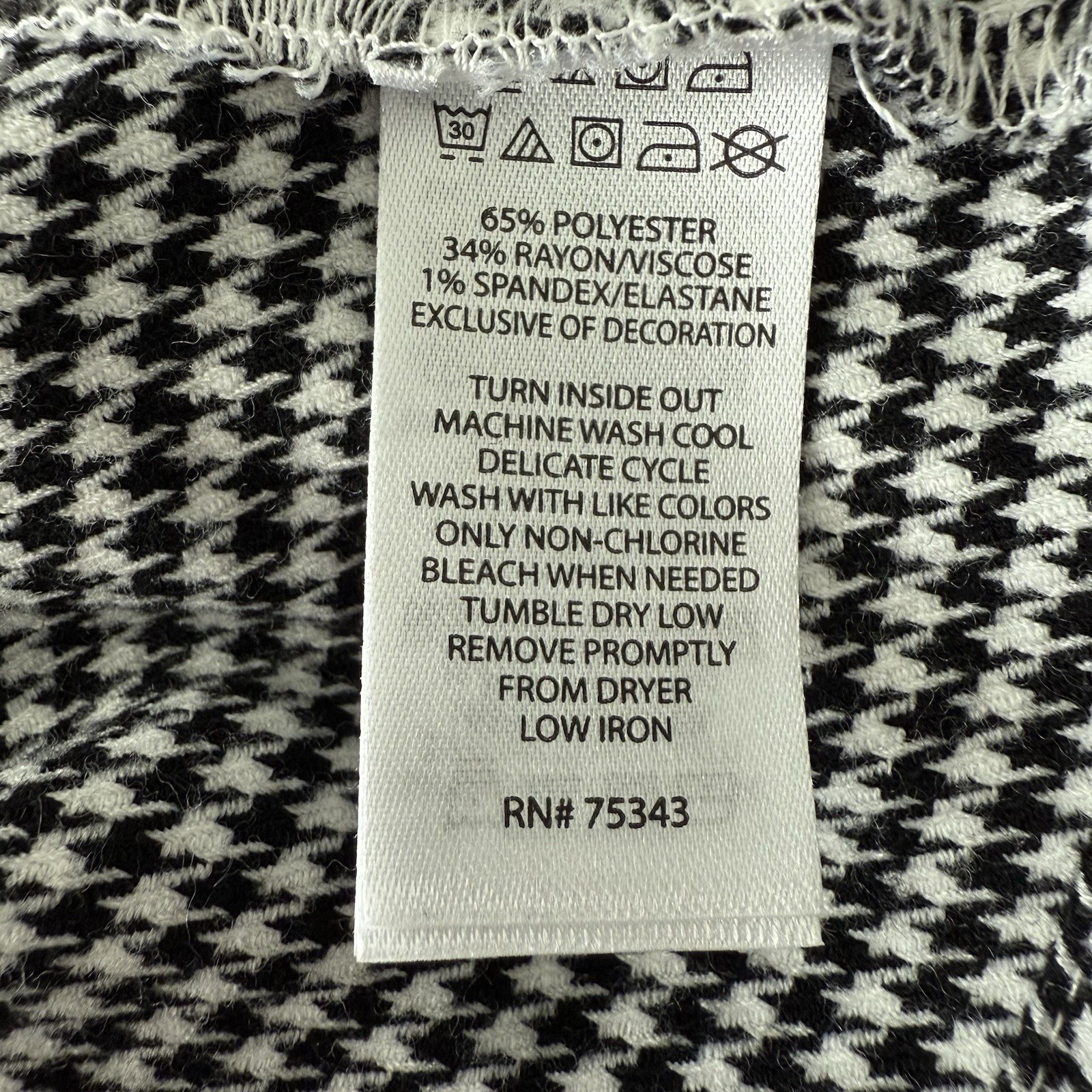 Houndstooth Jumper With Black Turtleneck Girls Size 5 Preppy Academia School Mod