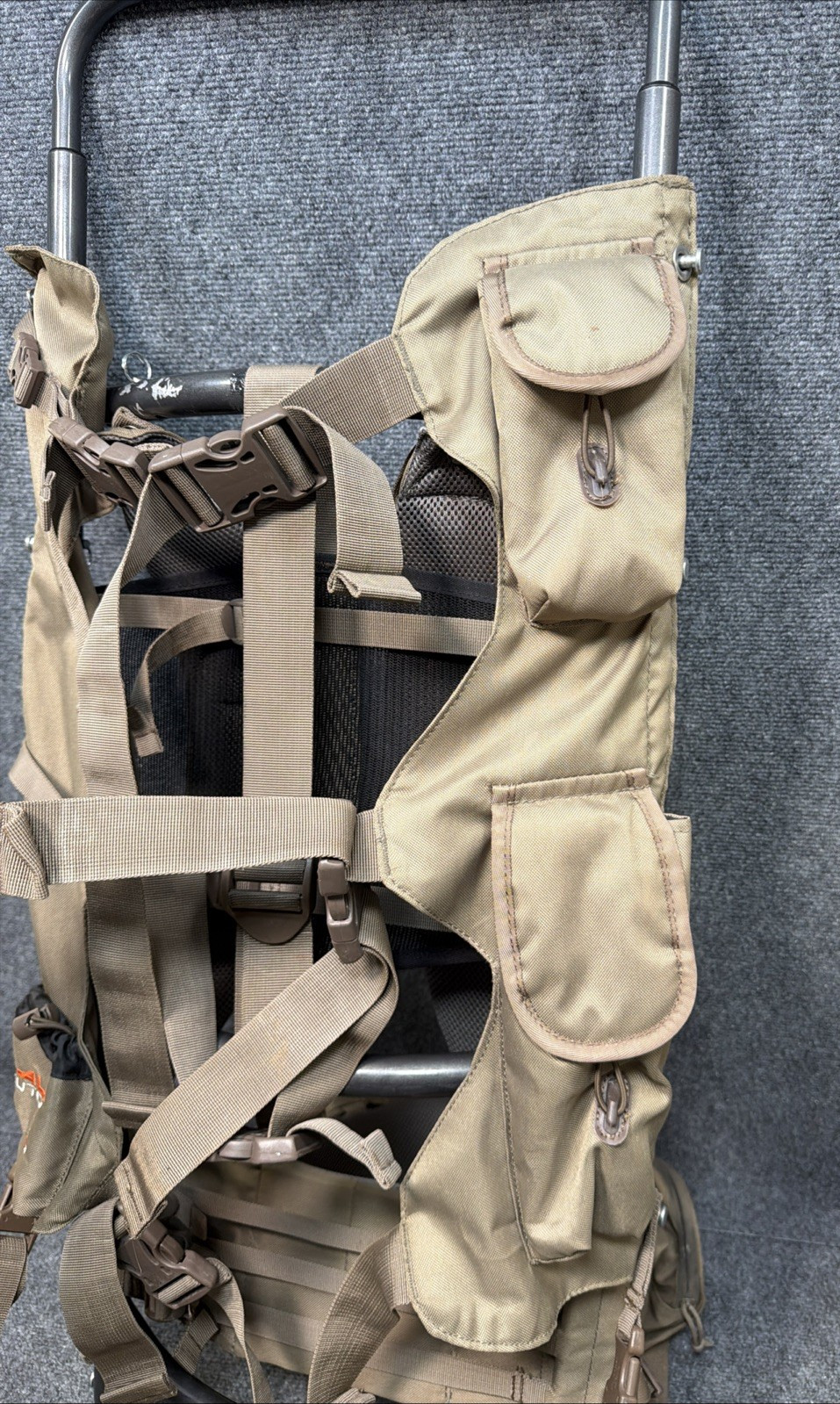 ALPS Outdoorz Commander External Telescopic Frame Hiking Camping Hunting