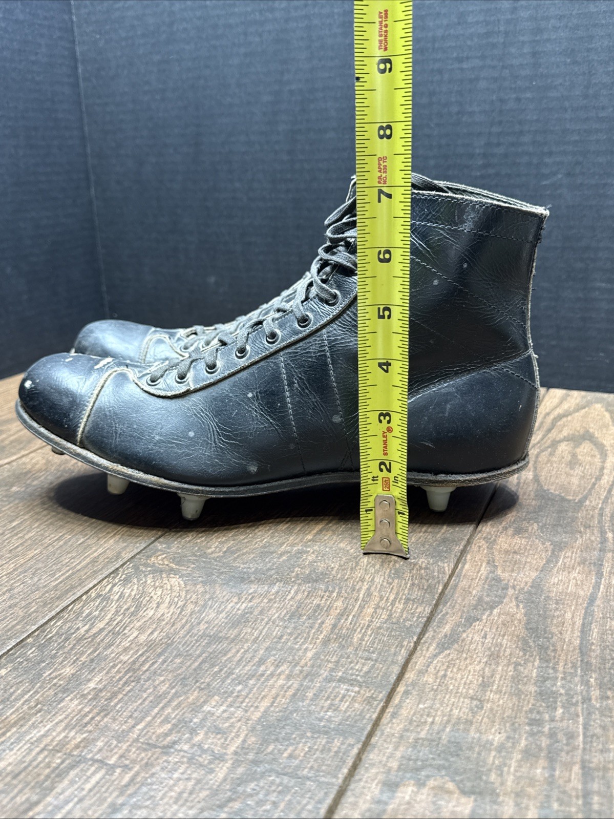 Vintage SPALDING LEATHER 1940s D Spot Bilt Black Football Shoes leather Cleats