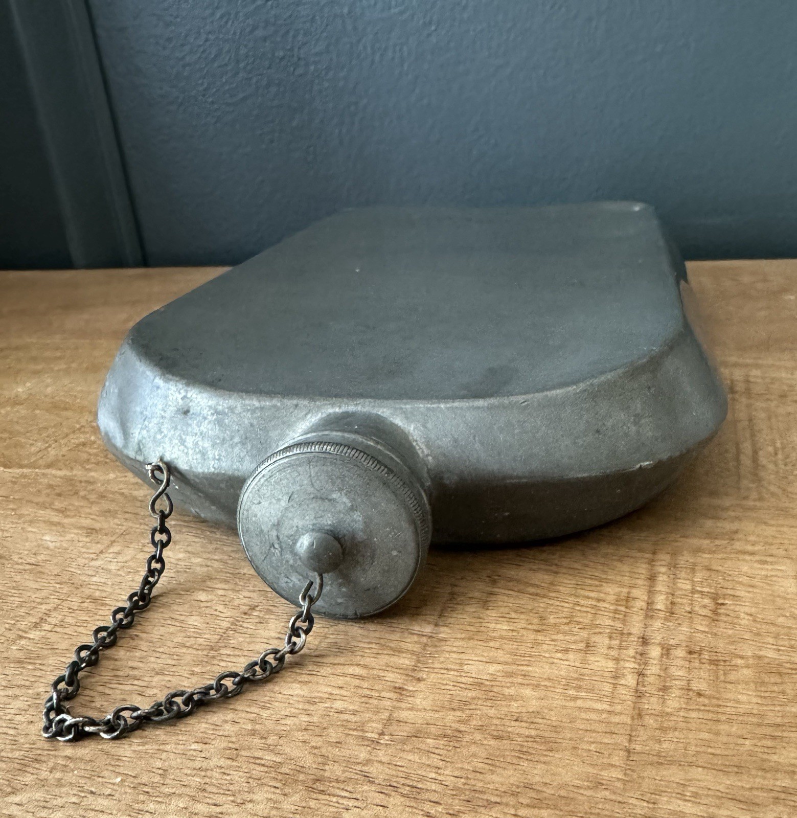 ANTIQUE PEWTER ABERCROMBIE & FITCH 24 OUNCE FLASK|CANTEEN WITH CHAIN