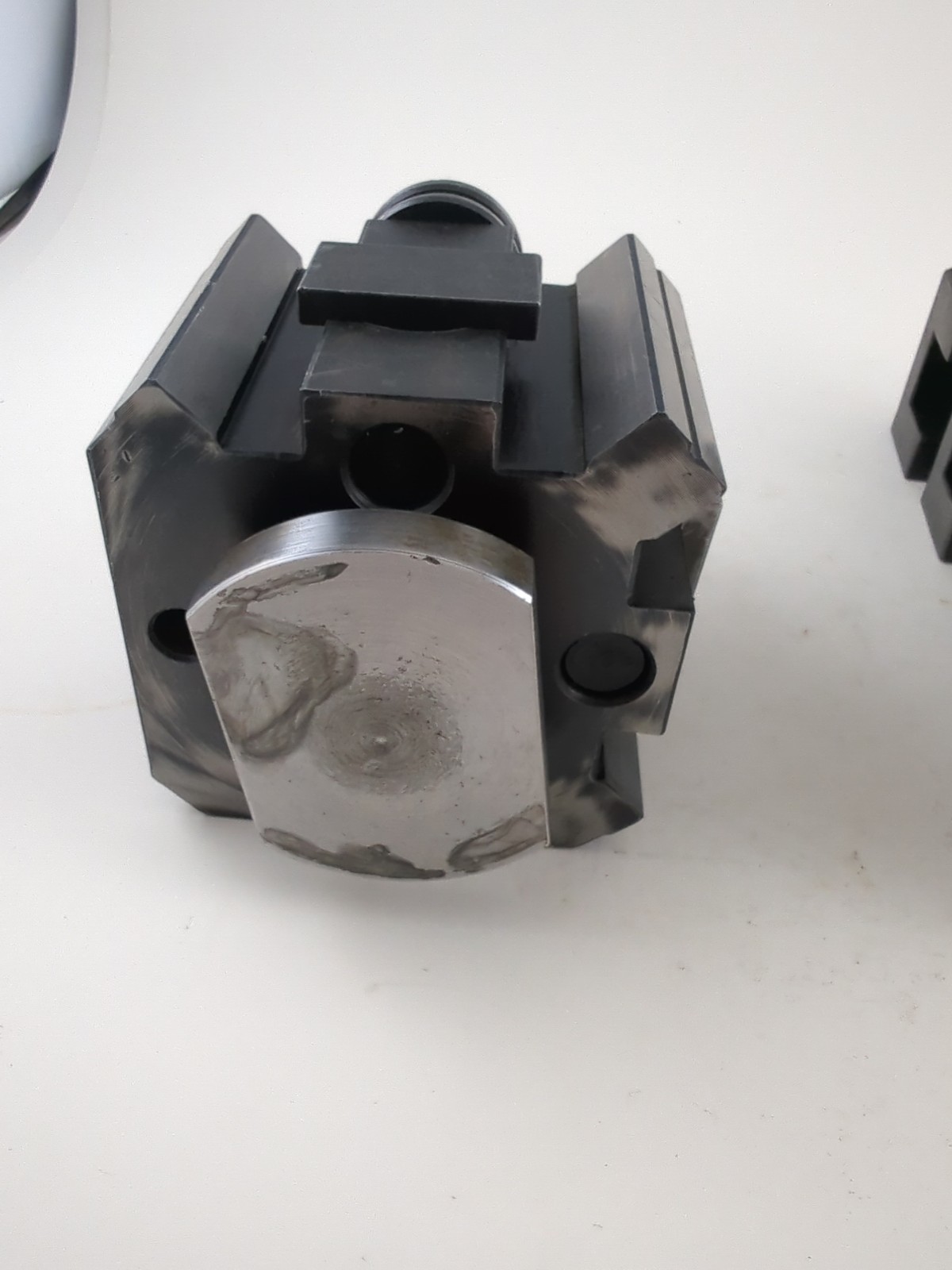 Mecanizados Huesca MH90 Quick Change Tool Post w/ (5) Tool Holders & Wrench