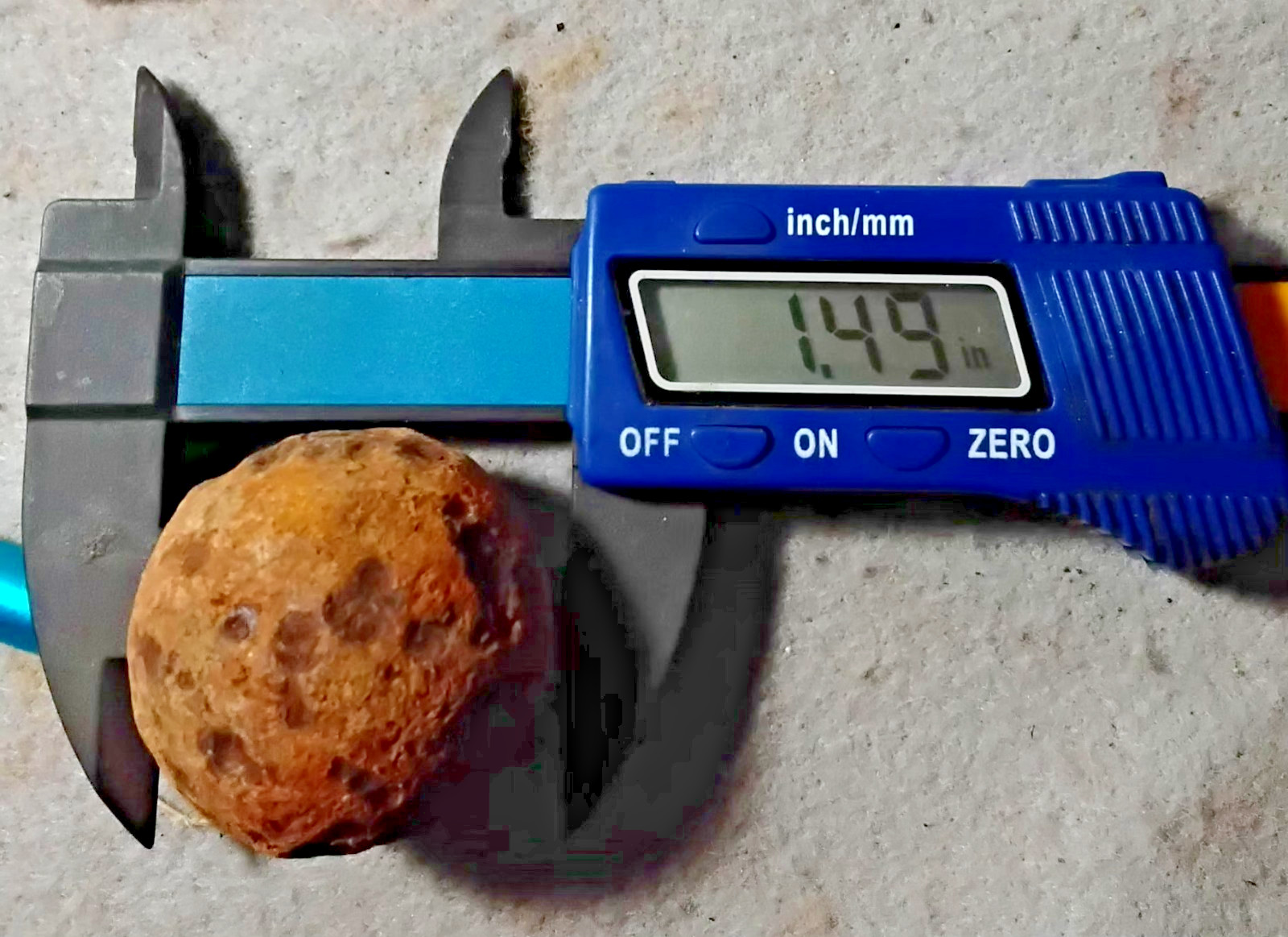 1.5 inch Civil War relic US iron grape shot found in Henrico Co. Va. James River