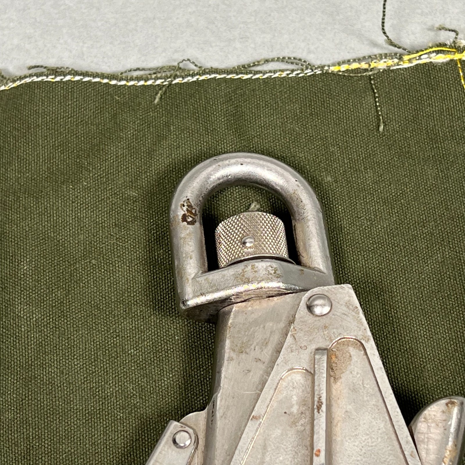 Vietnam War HELICOPTER "PELICAN" RESCUE HOOK (MS 18027-2A) Aerial M&TC AMTC NICE