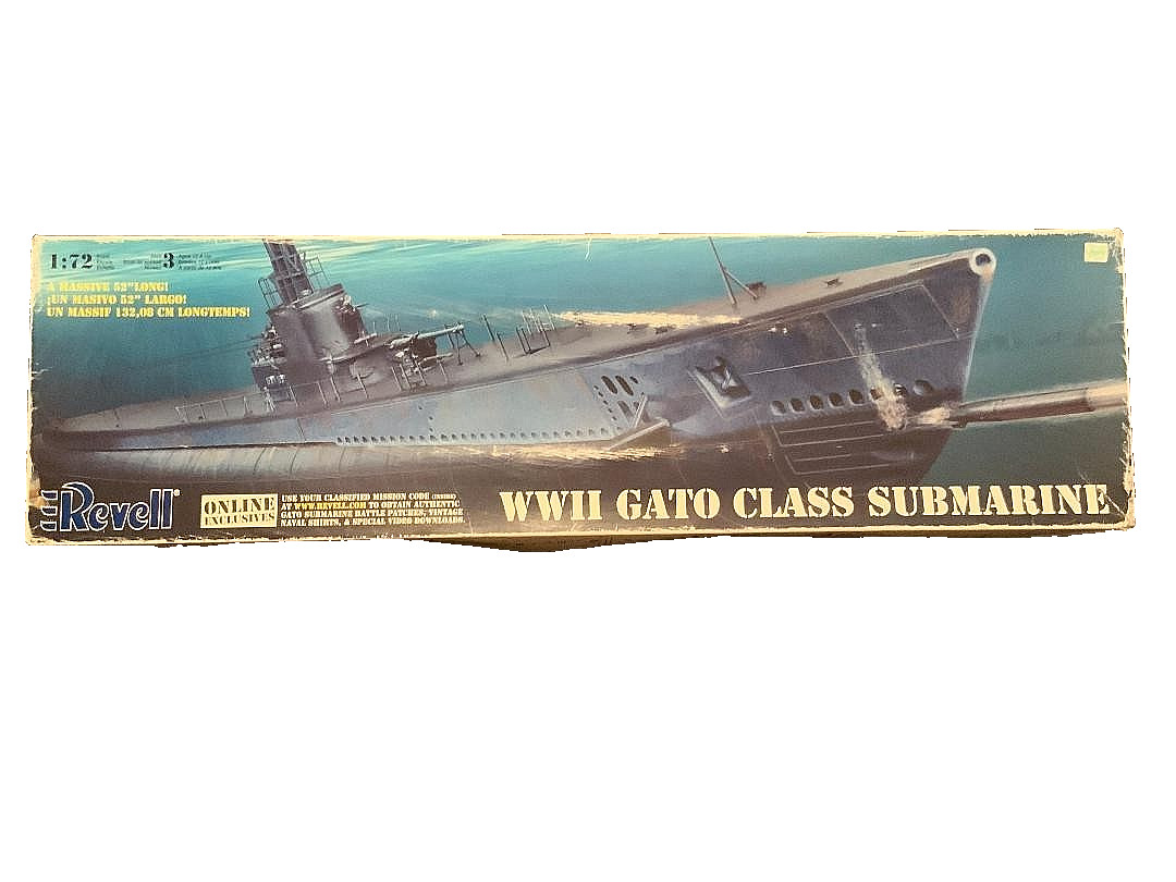 Revell 1/72 Gato-class World War II submarine (85-0384)