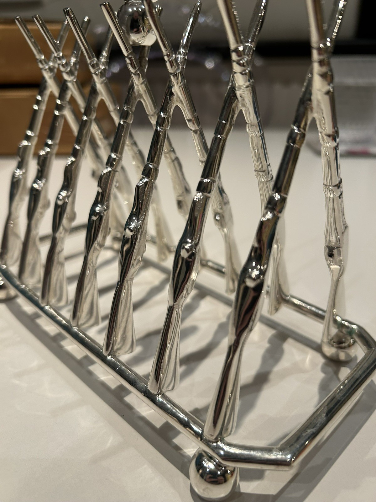 SILVER PLATED GUN RIFLE LETTER TOAST RACK HUNTING LOVELY ITEM