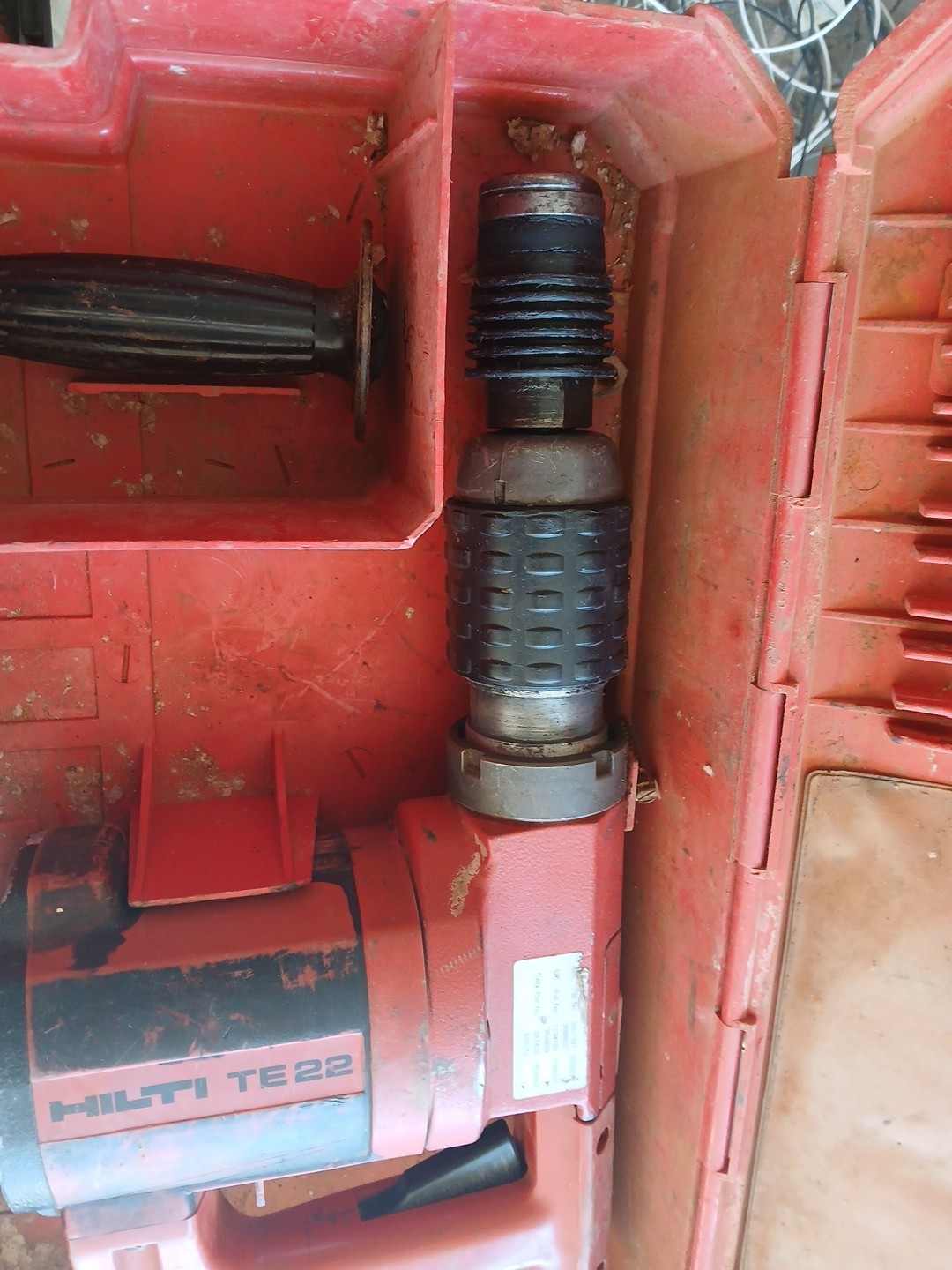 HILTI TE 22 Corded Hammer Drill With 1 Bit And Case