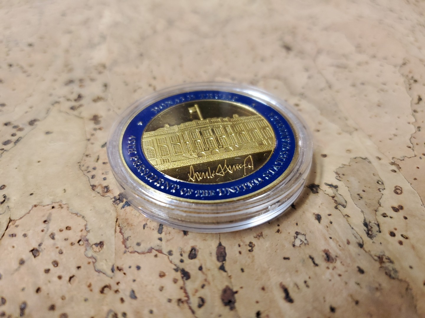 U.S. 45th President Donald Trump Challenge Coin - White House Presidential Seal