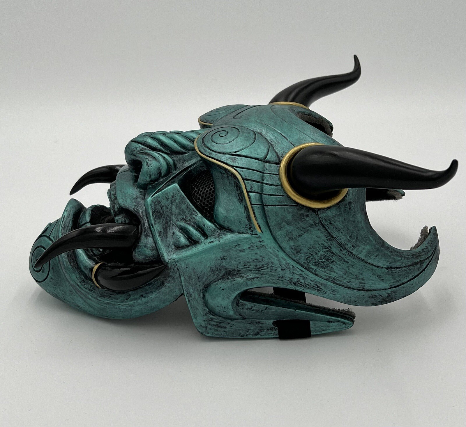 Demon Devil Oni Costume Mask Green Black Gold Samurai Assassin Style Cosplay