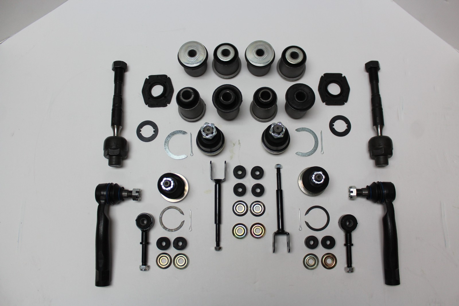 Suspension Rebuild Kit for 1998-2007 Toyota Land Cruiser 100; Lexus LX470