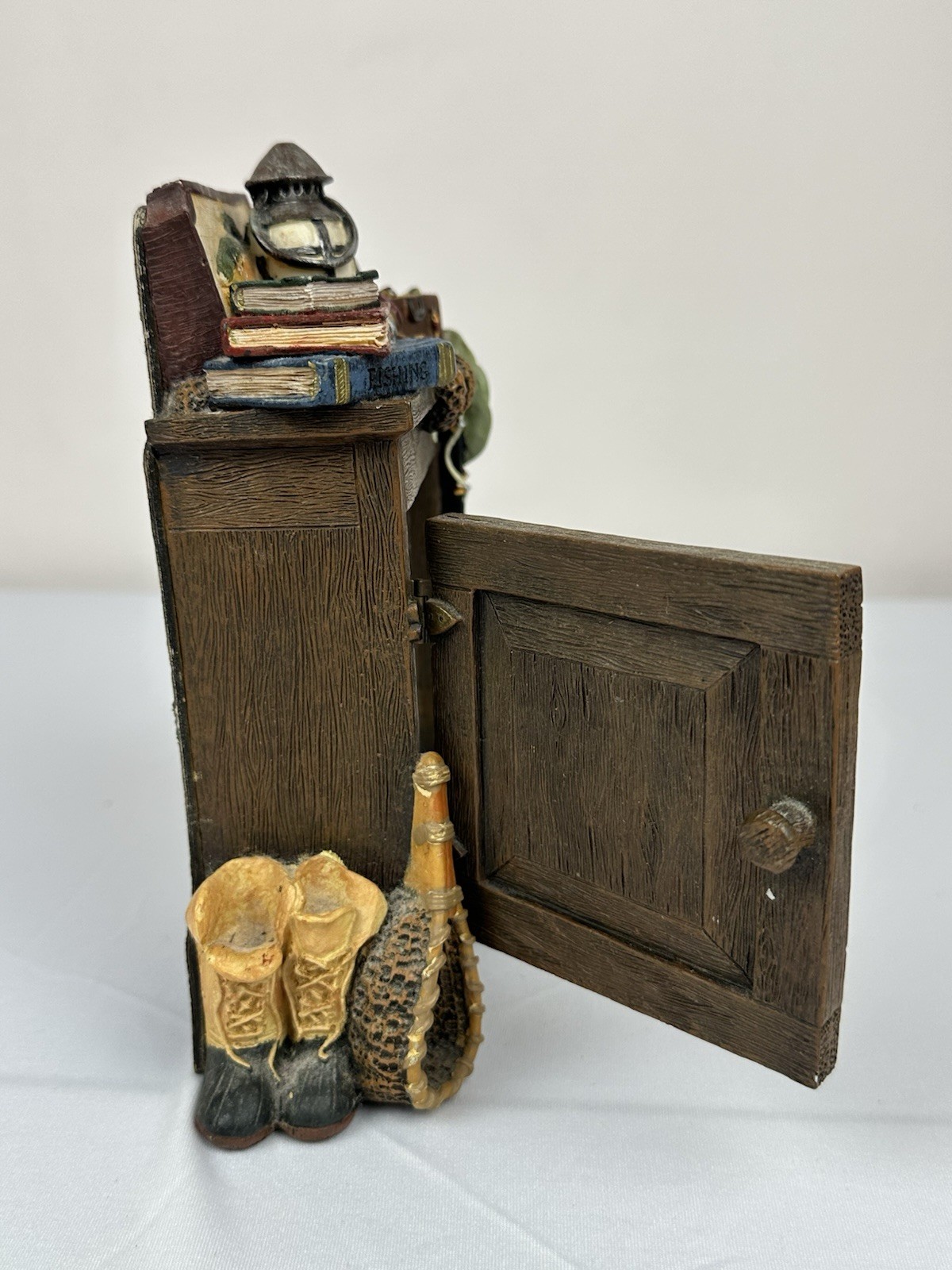 Gone Fishing Clock Figi 1999 Clock Works Rustic Cabin Fish Lantern