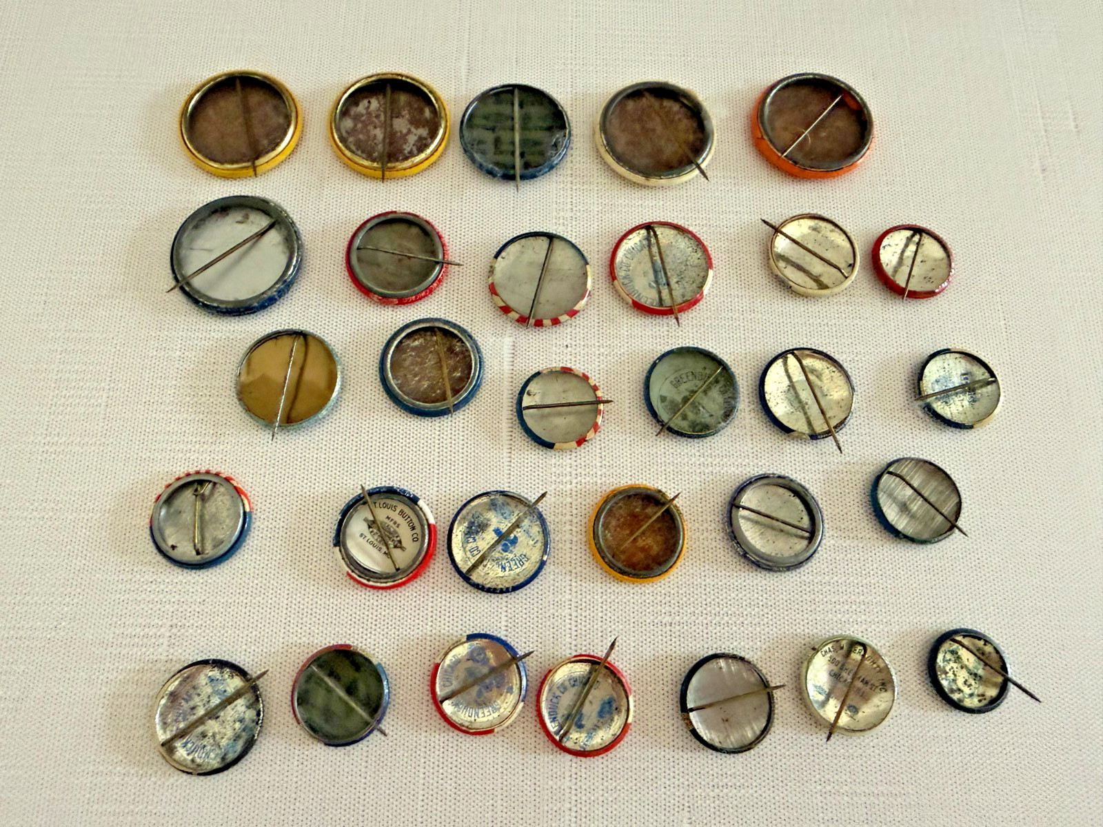 1940–44 Franklin D. Roosevelt Campaign Button Collection – Third Term 30 pins