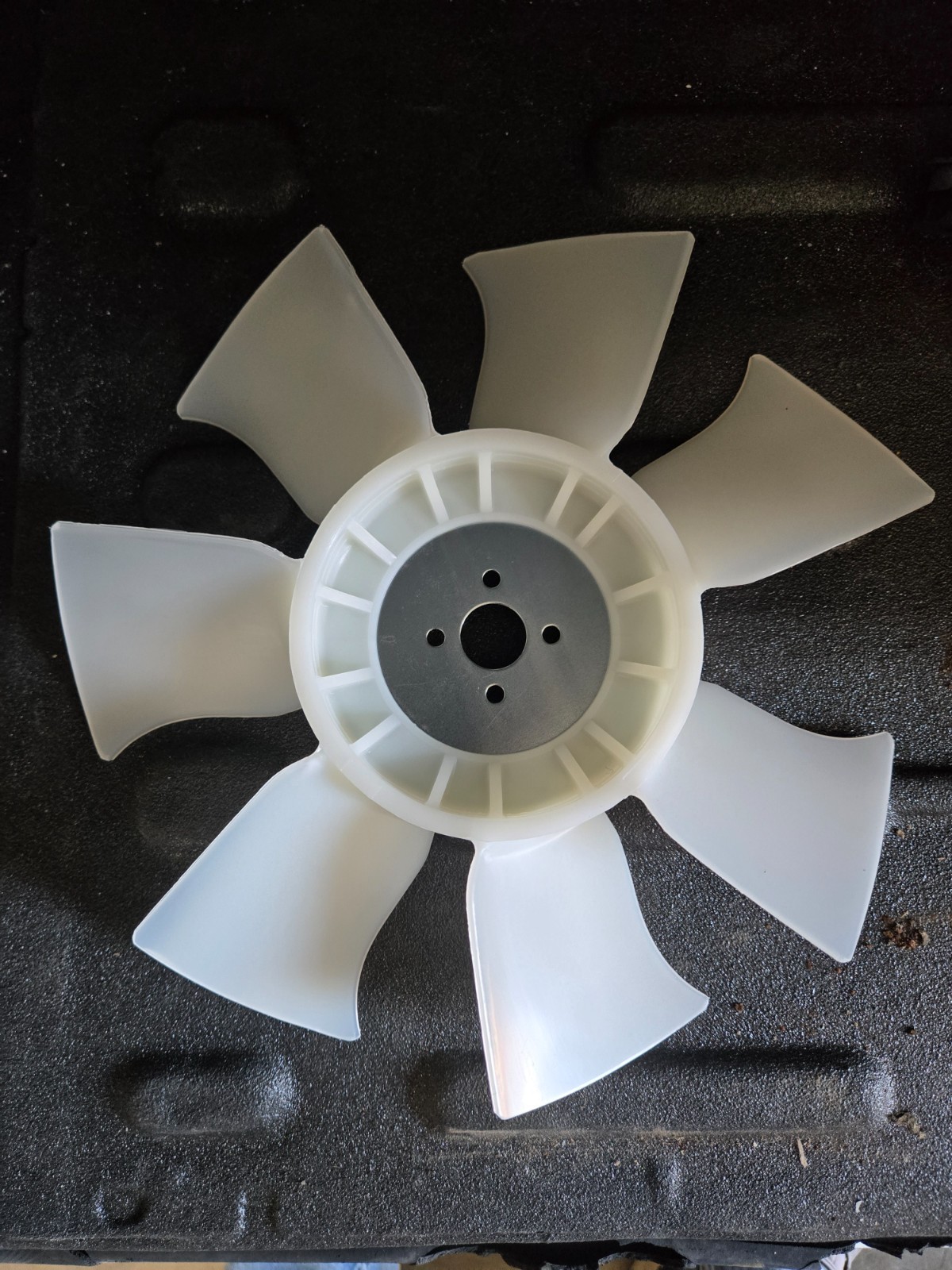 Kubota Radiator Cooling Fan