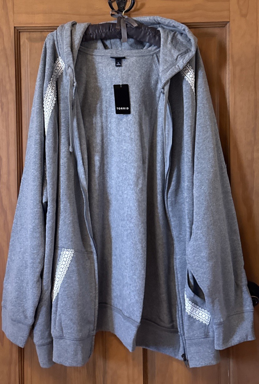TORRID SWEATSHIRT ZIP HOODIE FLEECE SWEATER TOP CROCHET TRIM 6 6X 6XL 30 NEW