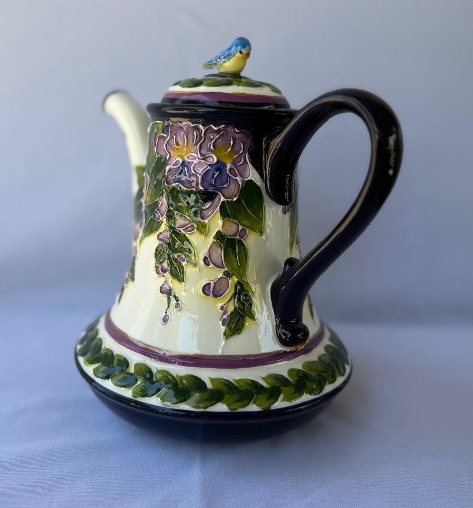 Blue Sky Clayworks Jeanette McCall Wisteria Icing on the cake Ceramic Teapot New
