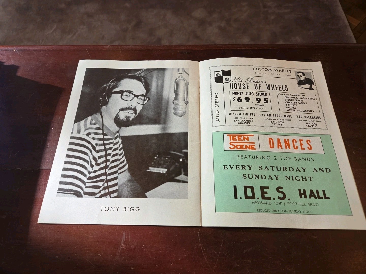 Them Van Morrison 1966 Concert Tour Book Oakland Coliseum Association Baytovens