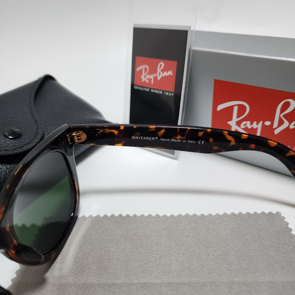 Ray-Ban RB2140 Wayfarer Classic Sunglasses Tortoise Frame Green Glass Lens 50 mm