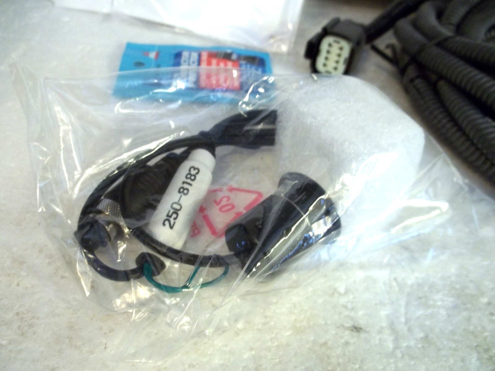 Rostra 250-8183 180 Degree/22mm Flush-Mount Camera & 20 Meter Harness 250-8641-B