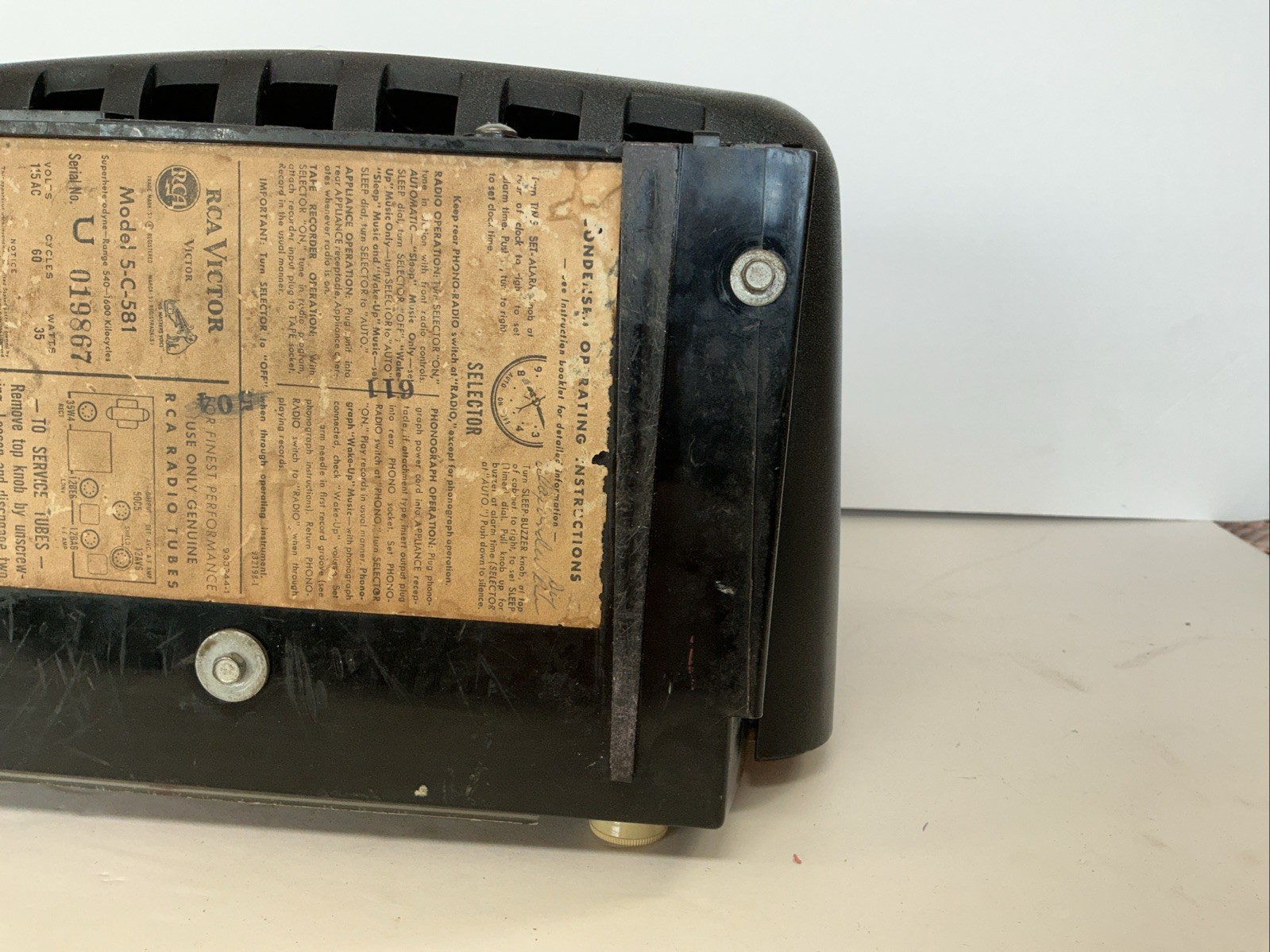 Vintage RCA Victor 5C581 "Debonair" Clock Radio (1954) Antique Works!