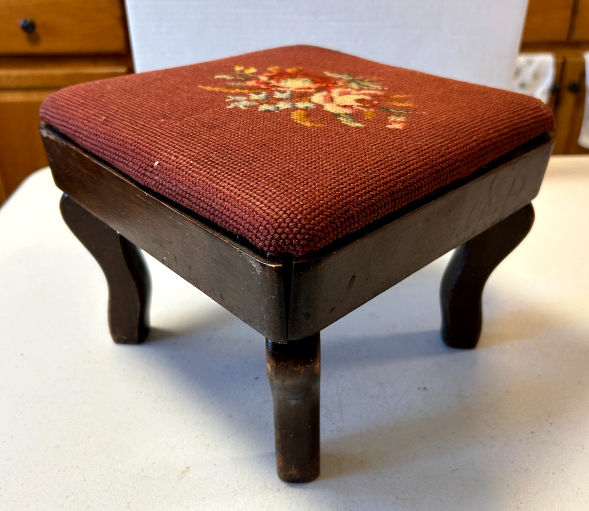 Vintage Footstool Floral Needlepoint Upholstery Victorian Coquette Leg Pad Feet