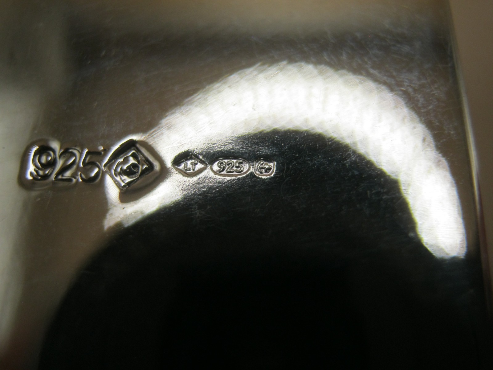 Unusual English Hallmarked Sterling Silver Double Pill / Snuff Box