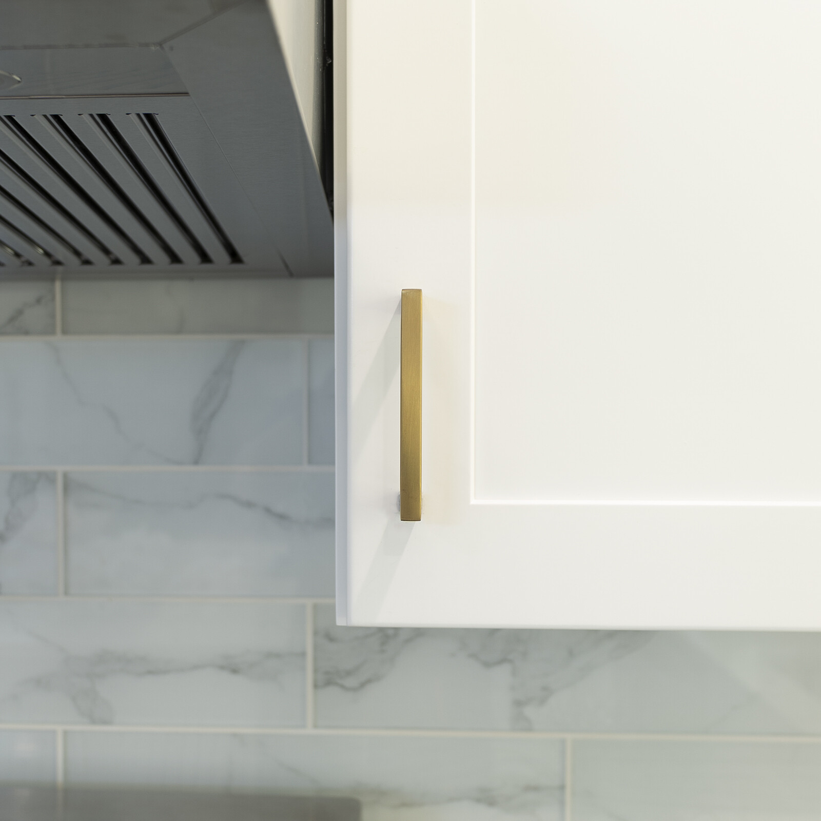 Brushed Gold Kitchen Square Cabinet Handles Drawers Pulls Knobs Stainless Steel