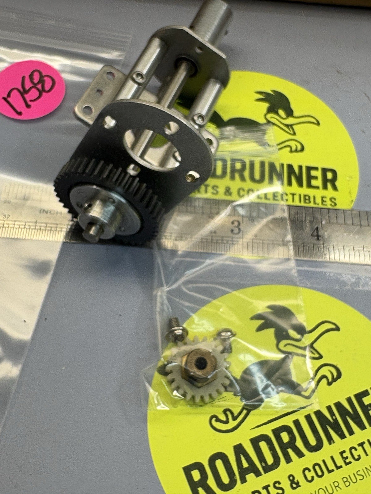 RC BOAT MOTOR MOUNT W/BALL BEARINGS & PARTS / USED