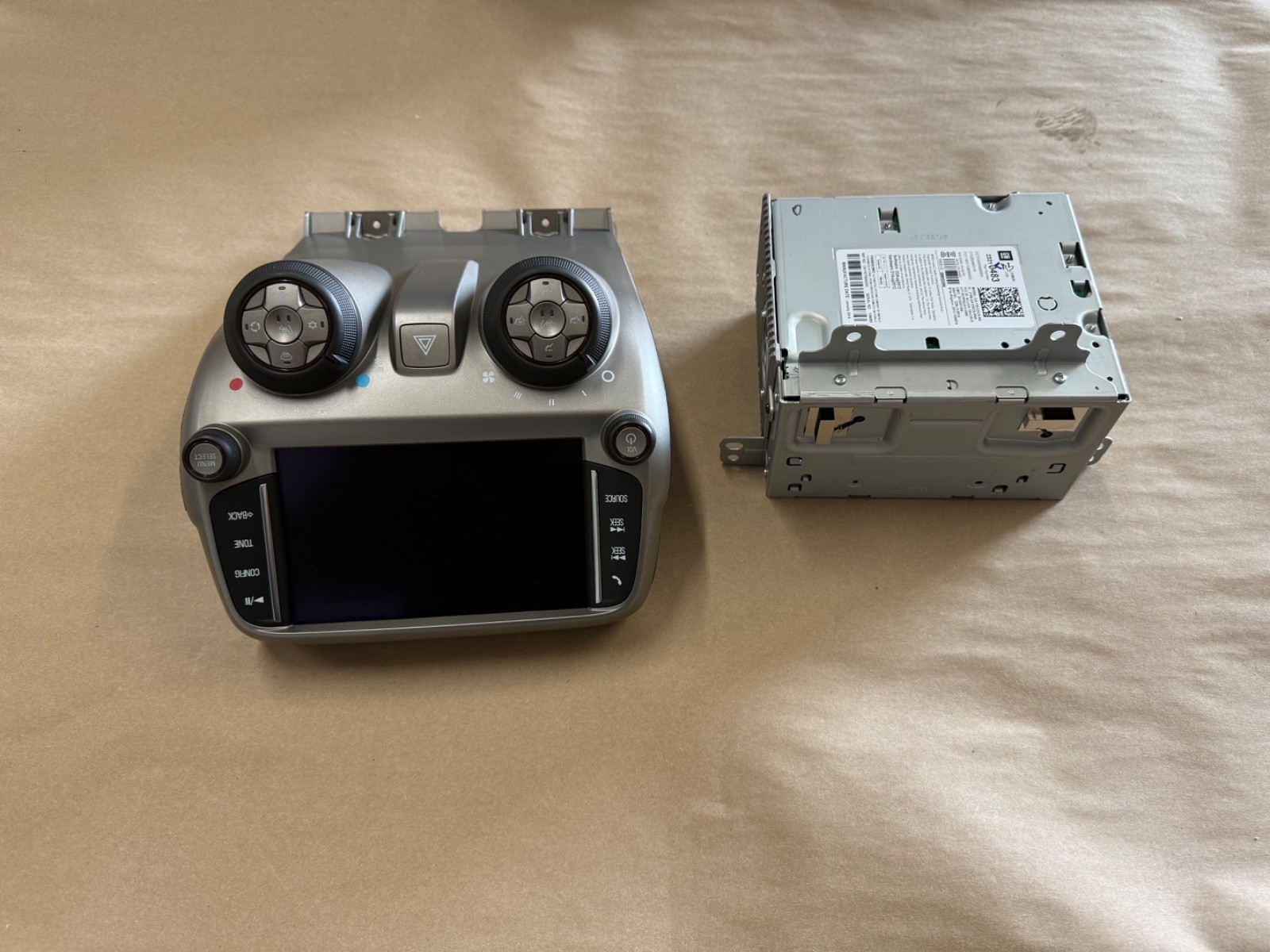 2014 Chevrolet Camaro SS MyLink Premium Radio Face Plate GM - OEM