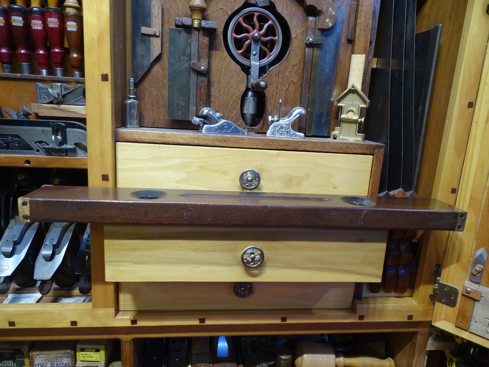 Stanley Rule & Level 26" No. 13 Adjustable Level & Plumb Refurbished Condition.