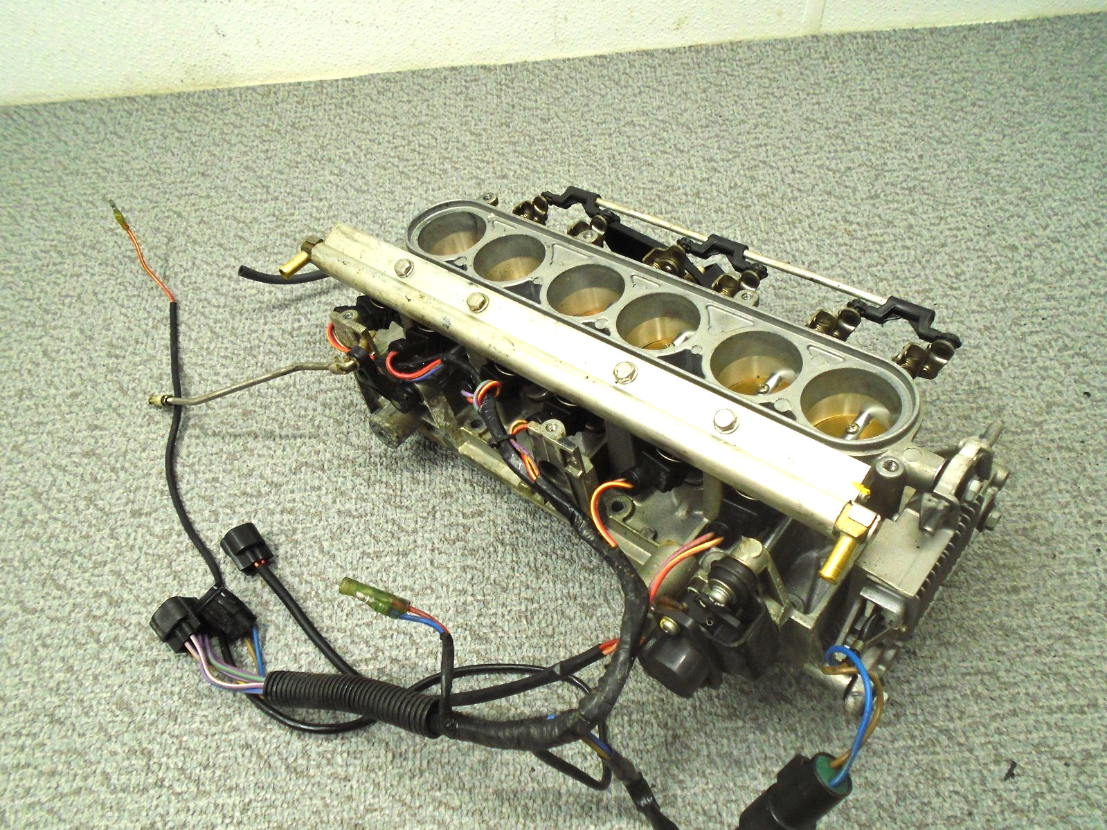 Fuel Injection Nozzle Assy 67H-13751-00-00 Yamah OX66 2001-2005 150-250 Hp Motor