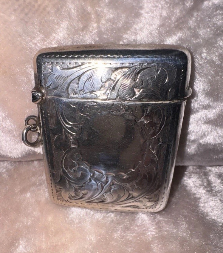 SUPERB ANTIQUE EDWARDIAN SOLID STERLING SILVER SEVEN FINGER VESTA CASE C.1910
