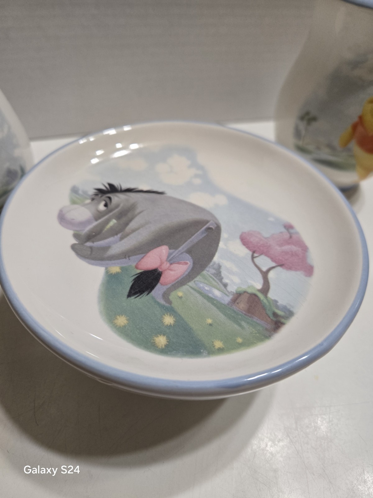 DISNEY WINNIE THE POOH Bathroom 3 Piece Set,Soap Dish, Toothbrush Holder And...