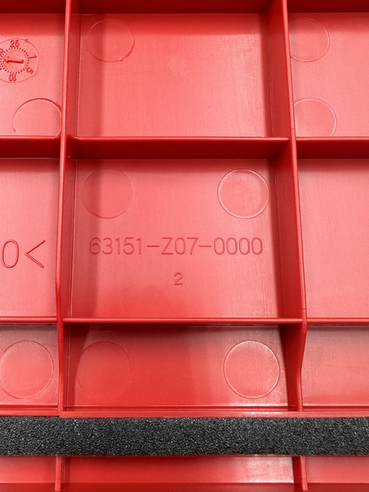 Genuine Honda EU2000i EB2000i Generator Panel Side Cover 63150-Z07-000ZC w Bolt